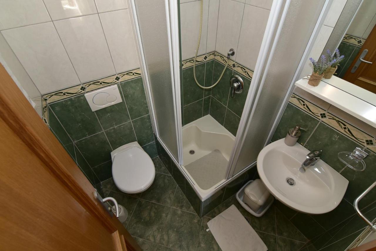 Old Town Studio Apartments Makarska Exterior foto