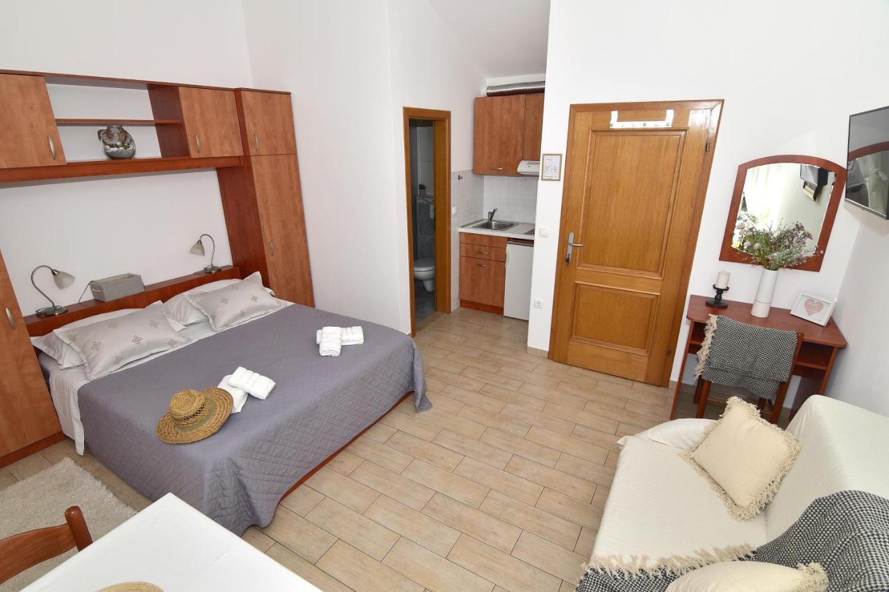 Old Town Studio Apartments Makarska Exterior foto