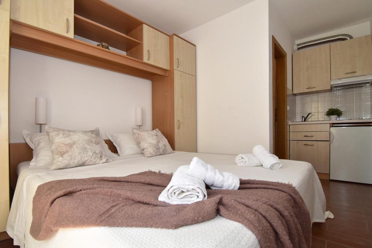 Old Town Studio Apartments Makarska Exterior foto